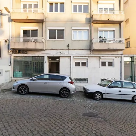 Hideaway Near The River Apartament